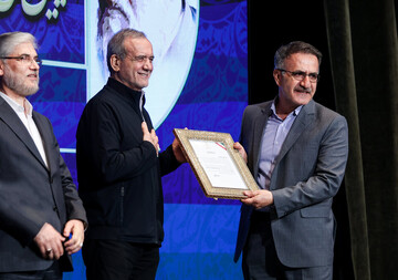 دو استاد دانشگاه کردستان در جمع 20 دانشمند ممتاز ایرانی 