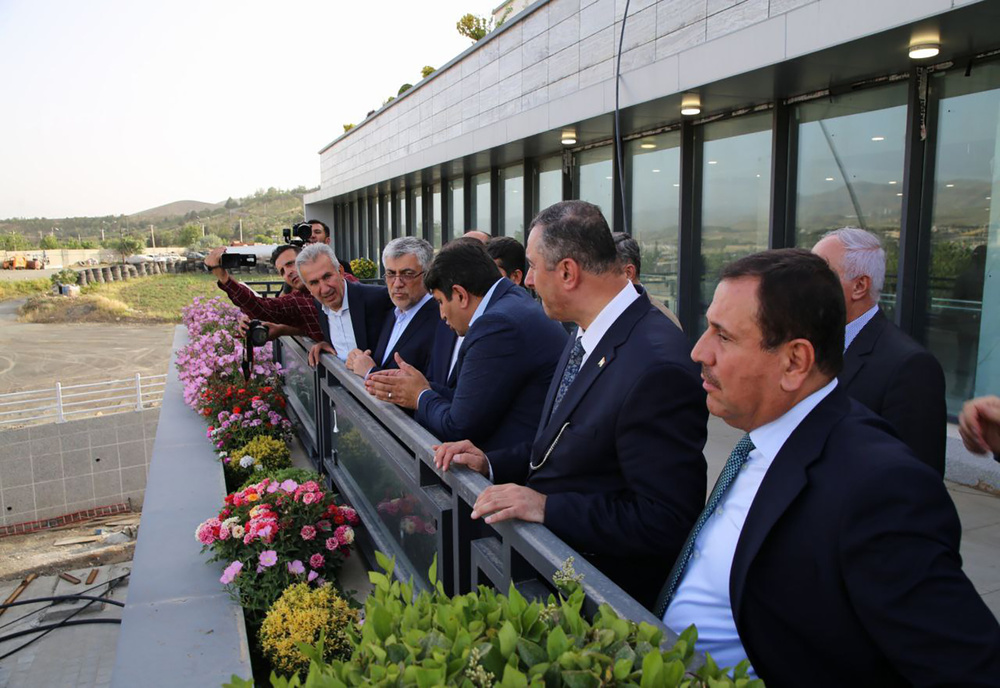 بازدید استانداران اقلیم کردستان عراق از ظرفیت های علمی، اقتصادی و سرمایه گذاری سنندج