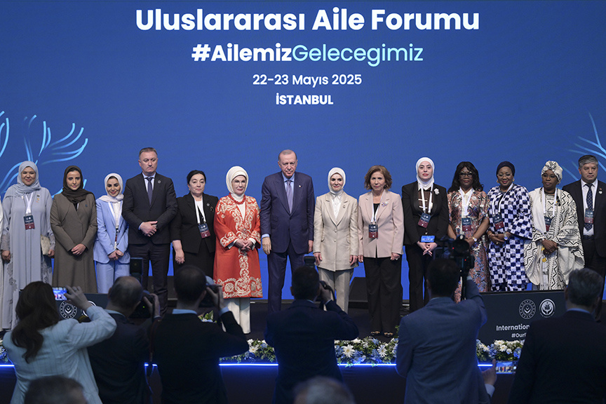 دهه ۲۰۲۶ تا ۲۰۳۵ را «دهه خانواده و جمعیت» اعلام میکنیم