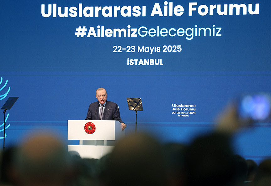 دهه ۲۰۲۶ تا ۲۰۳۵ را «دهه خانواده و جمعیت» اعلام میکنیم