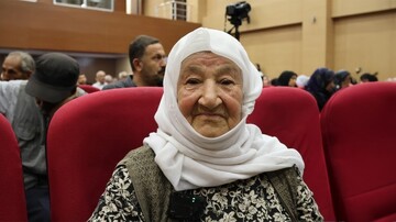مادری که 6 فرزندش را از دست داده: فرزندانمان را برای دیدن روزهای بهتر به خاک سپردیم