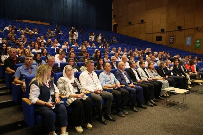 تونجر بکرخان: آینده روابط ترک و کرد، از اصلاح سیاست مدیریت های محلی میگذرد