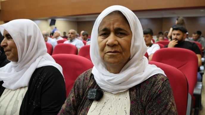 مادری که 6 فرزندش را از دست داده: فرزندانمان را برای دیدن روزهای بهتر به خاک سپردیم