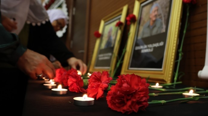 مادری که 6 فرزندش را از دست داده: فرزندانمان را برای دیدن روزهای بهتر به خاک سپردیم