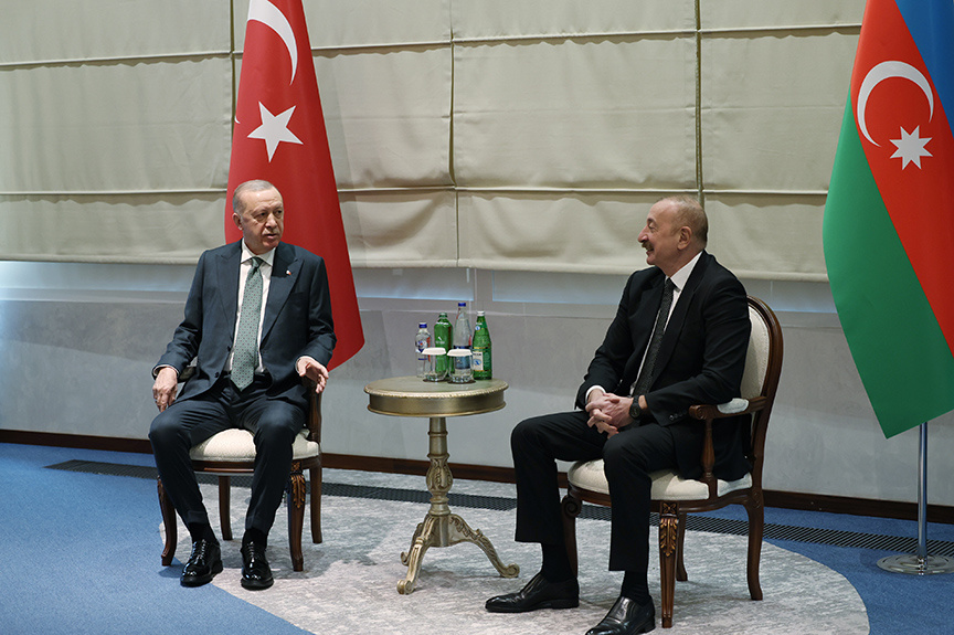 گشایش فرودگاه بینالمللی لاچین با حضور اردوغان و علیاف؛ آذربایجان قوی تری می سازیم+تصاویر