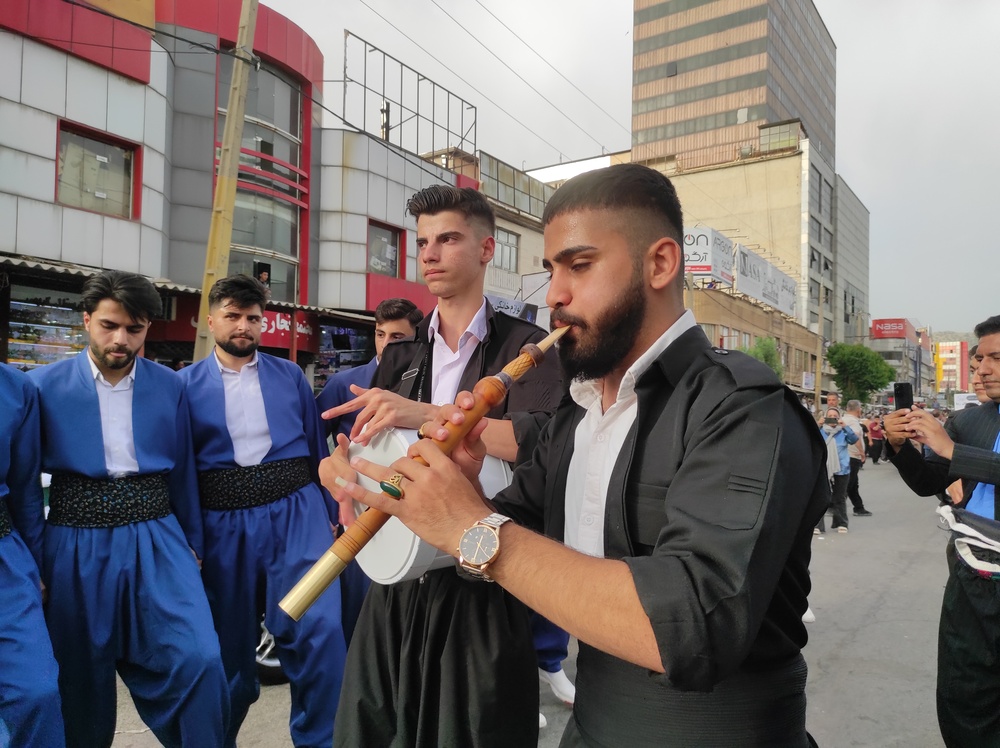 کارنوال خیابانی ششمین جشنواره هه لپه رکی بانه برگزار شد