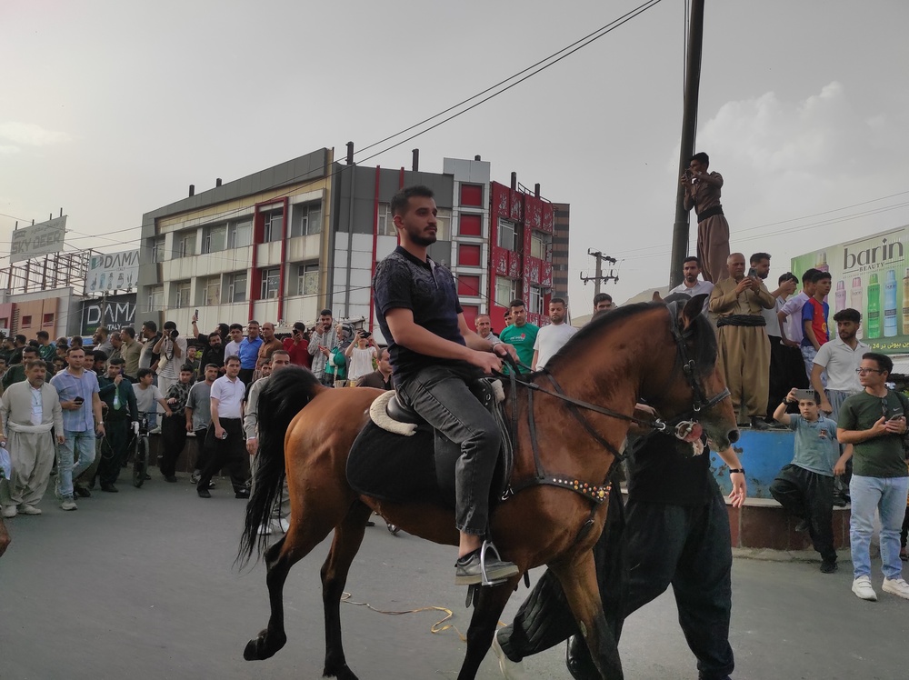 کارنوال خیابانی ششمین جشنواره هه لپه رکی بانه برگزار شد