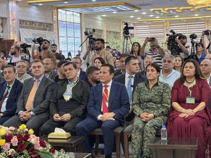 مذاکرات پیچیده دمشق و اداره خودگردان کرد سوریه