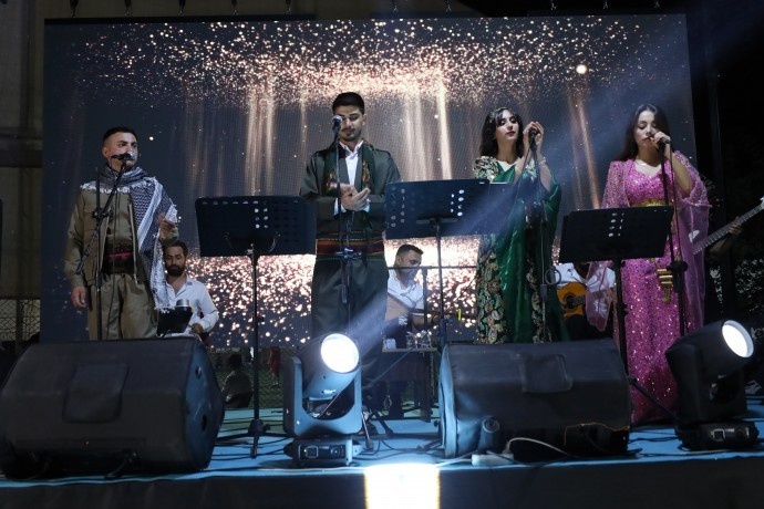 جشنواره زبان، فرهنگ و هنر جزیر با پیام اوجالان به پایان رسید