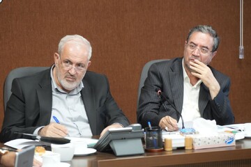 وزیر نیرو: نظام جامع  آب و برق در ایران تدوین می‌شود
