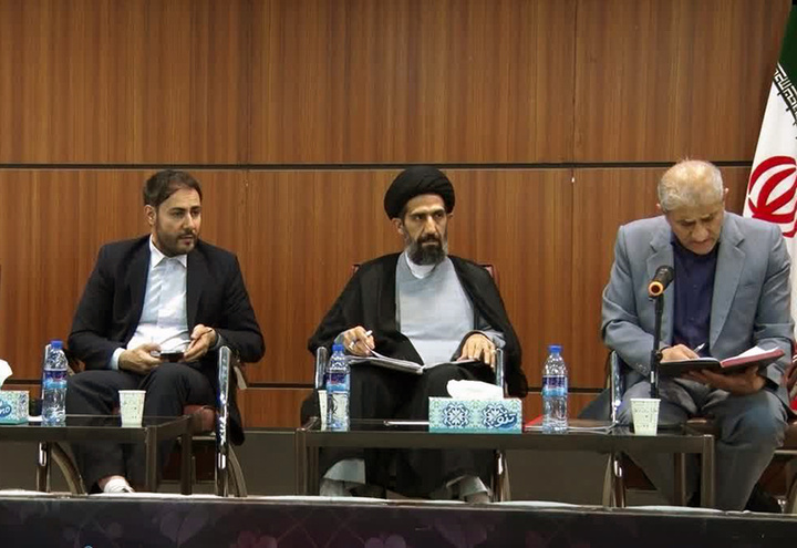 مشکل آب شرب شهرک صنعتی کامیاران حل می شود