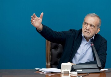 دڵمان بە ئەمریکا نەبەستووە/ هیچ کات سەر دانانەوێنین
