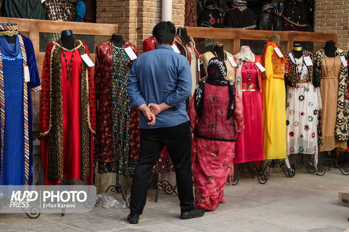نمایشگاه مد و لباس کردی در سنندج / عکاس : عرفان کرمی
