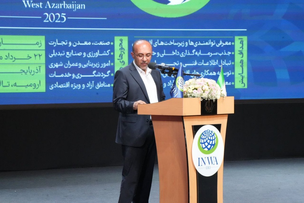 سال قبل ٦ میلیون تن کالا از گمرکات آذربایجان غربی صادر شد