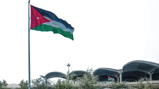 اردن آسمان خود را باز کرد