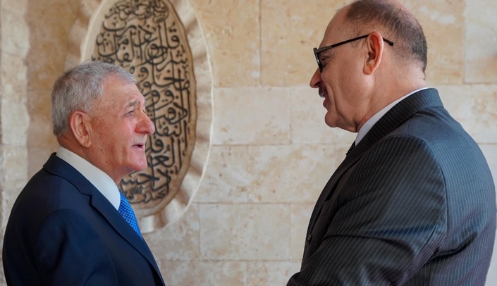 پێویستە بەزوویی چارەسەرێکی یاسایی بۆ کێشەی مووچەی فەمانبەرانی هەرێم بدۆزرێتەوە