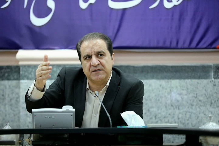 استاندار ایلام: بانک‌ها نقش کلیدی در ثبات اقتصادی دارند