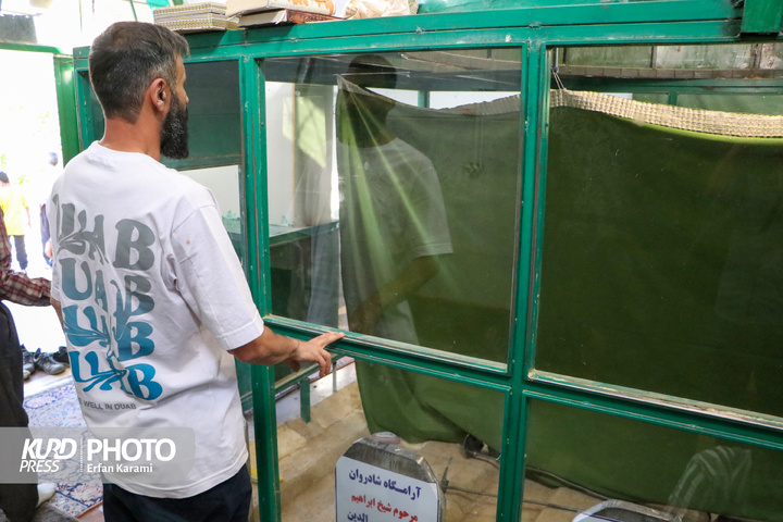 مقبره شیخ عباس کومایین / عکاس : عرفان کرمی