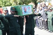 پیکر سردار ایزدی در کرمانشاه تشییع شد