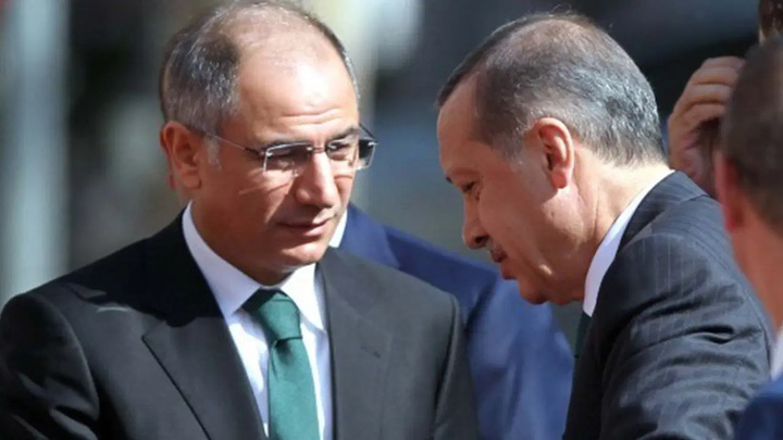 اردوغان وسیله هایش را جمع کرده بود تا دفترش را ترک کند!