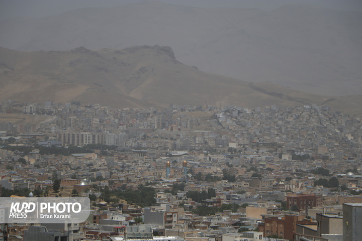 نفس گرفته سنندج / عکاس : عرفان کرمی