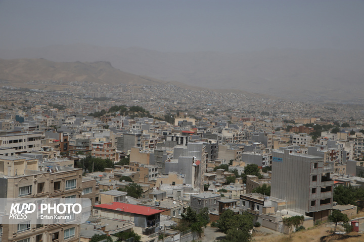 نفس گرفته سنندج / عکاس : عرفان کرمی