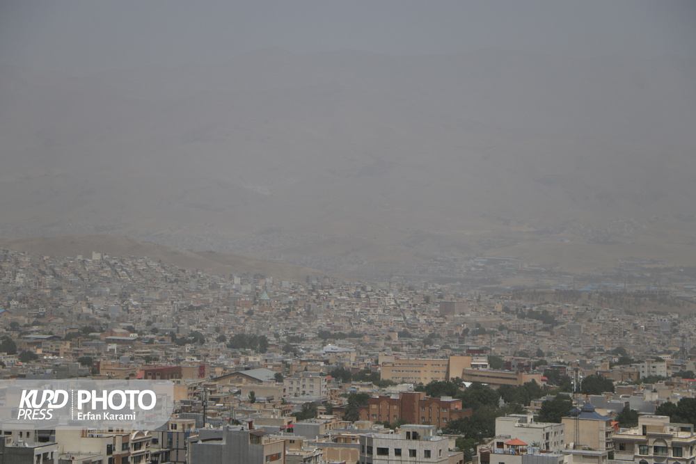 نفس گرفته سنندج / عکاس : عرفان کرمی