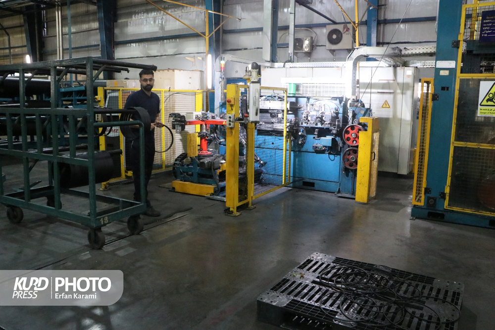 لاستیک بارز کردستان ، پیشرو در توسعه صنعت کردستان / عکاس : عرفان کرمی