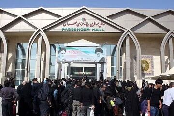 بیش از ۱۱۶ هزار زائر از مرز مهران تردد کردند