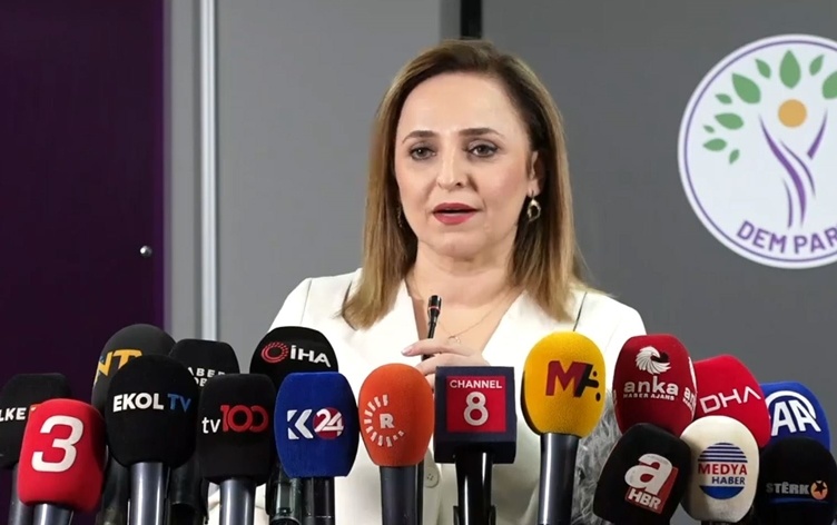 پێویستە گوێ لە ئۆجەلان و دەنگی ئۆجەلان بگیرێت