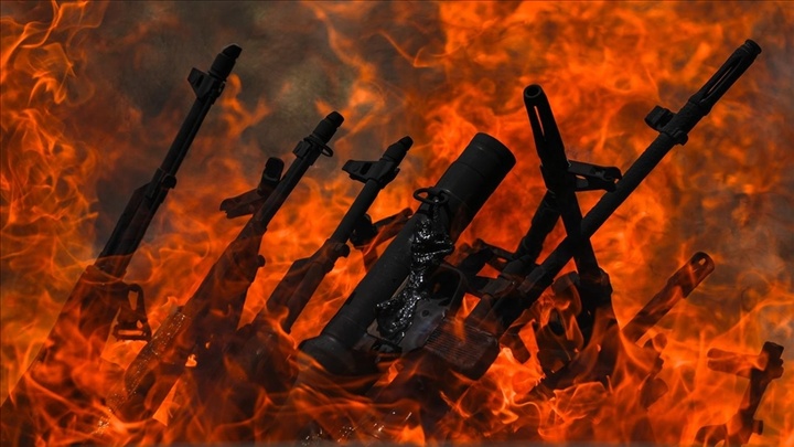 شماری از اعضای گروهک تروریستی PKK سلاح خود را امحا کردند!