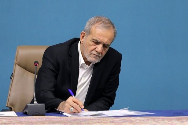 پزشکیان: مسیر دیپلماسی را دنبال می‌کنیم