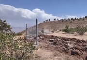 دستور قضایی برای جمع‌آوری فنس‌کشی آبیدر؛ منابع طبیعی زودتر از همه وارد عمل شد