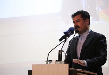 عبدالکریم حسین‌زاده درشورای اداری کردستان: توسعه پایدار و عادلانه، حق مردم مناطق محروم است