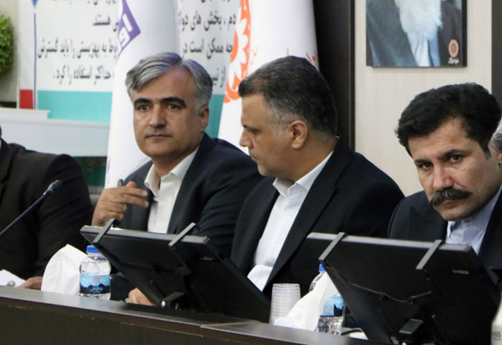 معاون رئیس جمهور: کردستان روی طلا خوابیده اما فقیر است و این یک ظلم تاریخی است