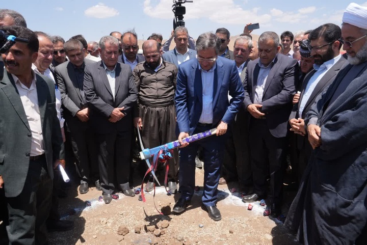 آغاز عملیات اجرایی پروژه ۳۶ هزار تنی فرآوری میوە در پیرانشهر آغاز عملیات اجرایی پروژه ۳۶ هزار تنی فرآوری میوە در پیرانشهر