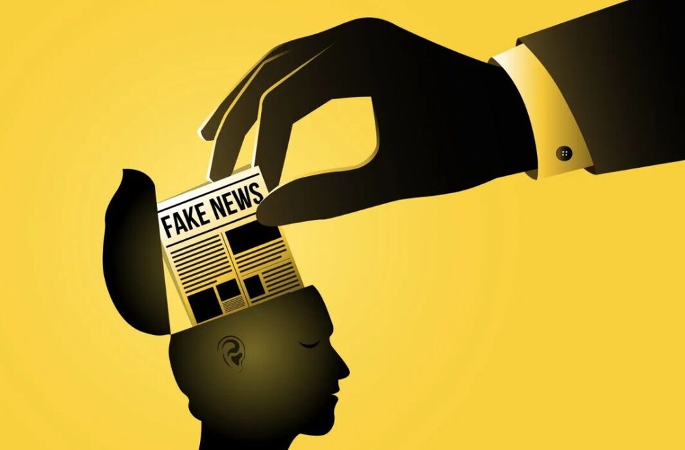 چرخش رسانه های زرد در مارپیچ فریب و تخریب