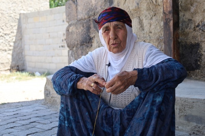 نمی توانند بیرونم کنند، تا آخر عمرم اینجا میمانم + فیلم و تصاویر