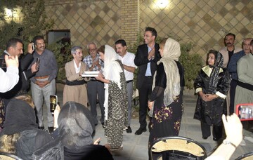 مراسم تجلیل بانو رضوان متوسل برگزار شد