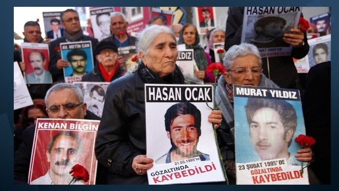 یک حسن را از دست دادم، هزار حسن به دست آوردم/ امینه اُجاق، نماد مقاومت مادران شنبه درگذشت