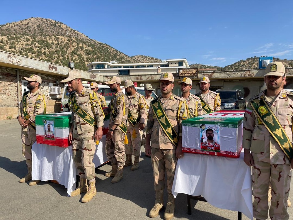 پیکر ۲ شهید مرزبانی در بانه تشییع شد