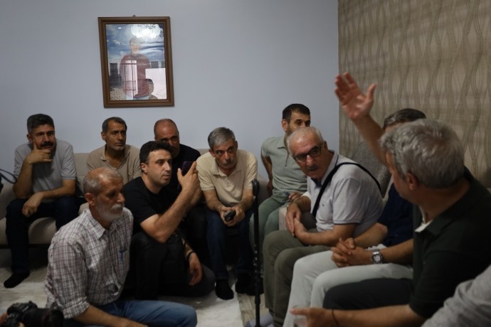 ویسی آکتاش از قول اوجالان: امرالی را به جزیره صلح تبدیل خواهیم کرد + تصاویر