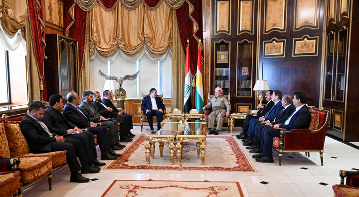 پێویستە پەرە بە پەیوەندیی ئابووری و جووڵەی بازرگانی نێوان ئێران و هەرێمی کوردستان بدرێت