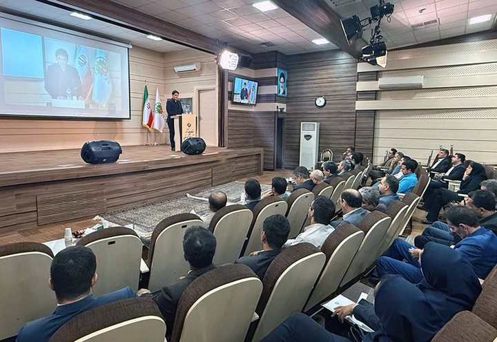 لهونی: تقویت شهرداری ها در اولویت ماست/کردستان آماده میزبانی از زائران اربعین است