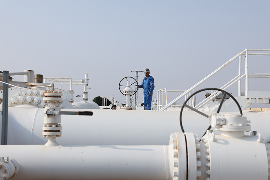 آغاز انتقال گاز آذربایجان به سوریه از طریق ترکیه؛ برق حلب و حمص دوباره وصل میشود