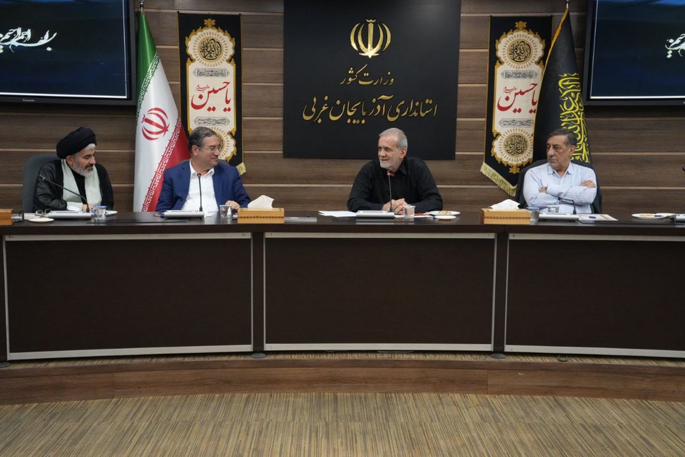 تبدیل آب به سیب و ناتوانی در فروش/ وضعیت آب و برق در مرکز کشور به خط بحران رسید