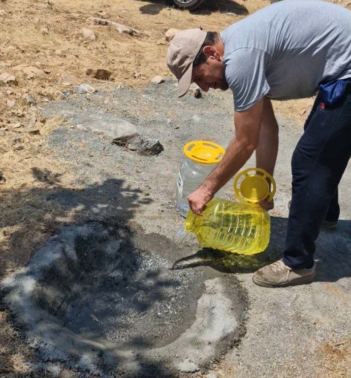 فعالان زیست محیطی اسلام آباد غرب برای حیوانات آبشخور ساختند / میثم رجبی