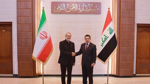 دیدار لاریجانی با مقامات عالی عراق و امضای تفاهمنامهٔ امنیتی میان ایران و عراق