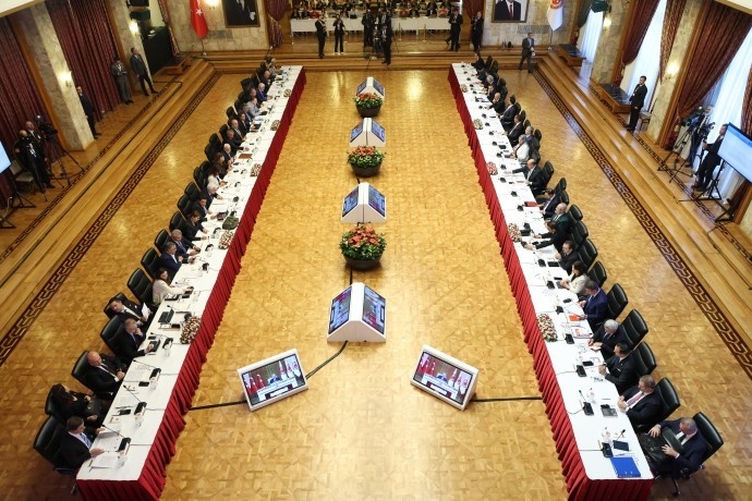 تأکید نمایندگان دمپارتی در کمیسیون بر حلِ مسئله کُرد بدون معاملهٔ سیاسی