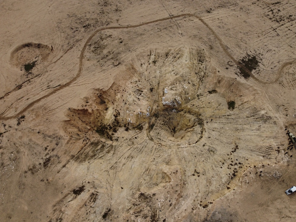 حفاری بزرگترین گور جمعی قربانیان داعش در نینوا آغاز شد